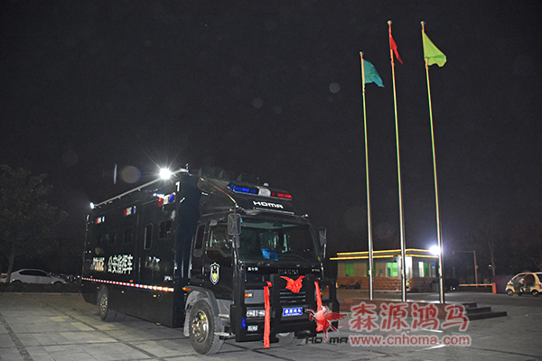 四川成都通采購10米通訊指揮車(圖1)