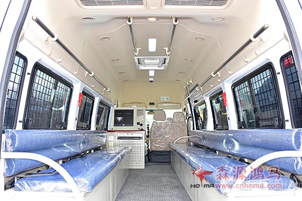 河南漯河防暴運(yùn)兵車發(fā)車(圖6)