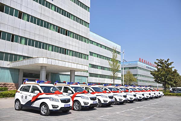 開封蘭考10臺(tái)SUV電動(dòng)巡邏車發(fā)車(圖1) 開封蘭考10臺(tái)SUV電動(dòng)巡邏車發(fā)車(圖1)