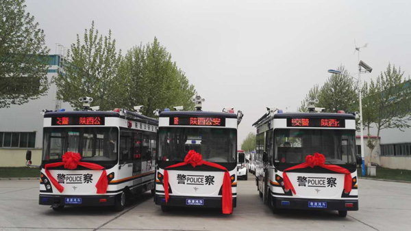陜西公安廳交警總隊(duì)移動(dòng)警務(wù)室發(fā)車(圖2)