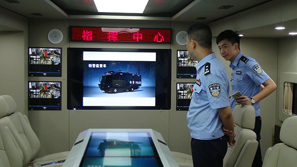 森源鴻馬攜7款警務(wù)車亮相2017貴州警用裝備展示推介會(huì)(圖10) 森源鴻馬攜7款警務(wù)車亮相2017貴州警用裝備展示推介會(huì)(圖10)