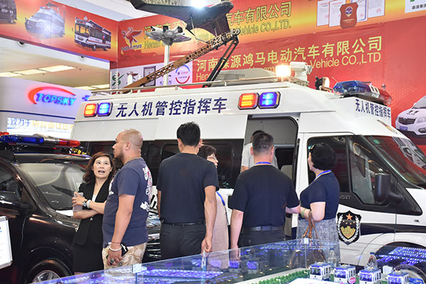 森源鴻馬攜9款警務(wù)車震撼亮相2017國際警用裝備展(圖10) 森源鴻馬攜9款警務(wù)車震撼亮相2017國際警用裝備展(圖10)