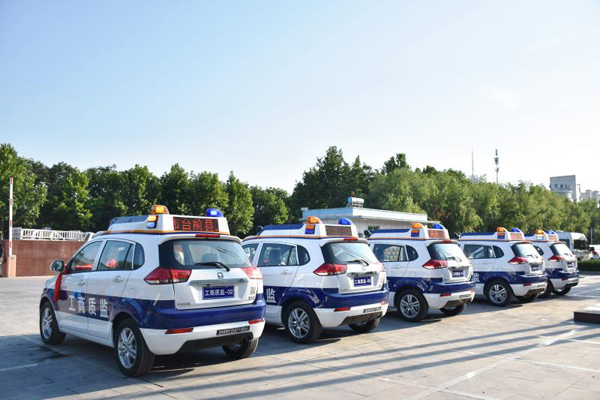 濮陽臺(tái)前工商局購置電動(dòng)巡邏車 提高快速執(zhí)法服務(wù)效能(圖5) 濮陽臺(tái)前工商局購置電動(dòng)巡邏車 提高快速執(zhí)法服務(wù)效能(圖5)