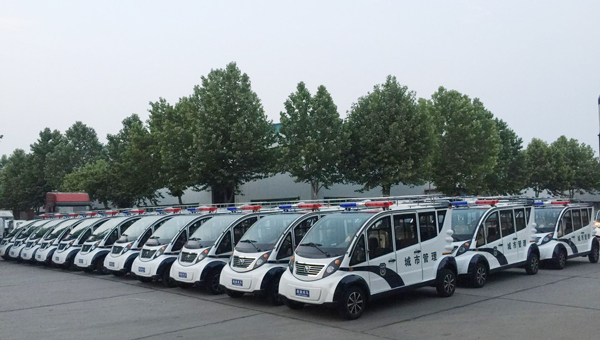 鄭州33臺(tái)電動(dòng)巡邏車發(fā)車 經(jīng)開區(qū)新增亮麗風(fēng)景線(圖1) 鄭州33臺(tái)電動(dòng)巡邏車發(fā)車 經(jīng)開區(qū)新增亮麗風(fēng)景線(圖1)