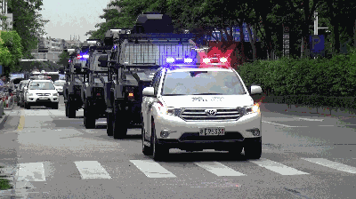 注意！前方超帥超高科技特警車輛出沒！(圖3)