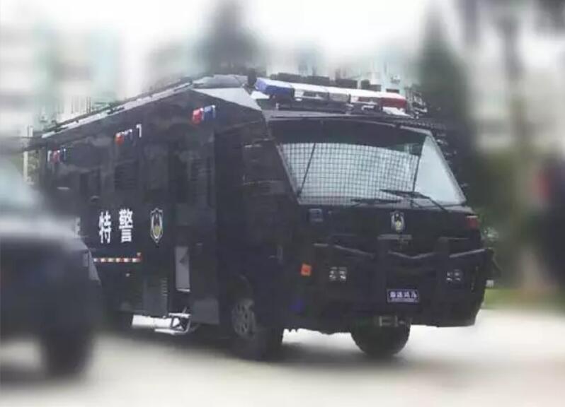 注意！前方超帥超高科技特警車輛出沒！(圖6)