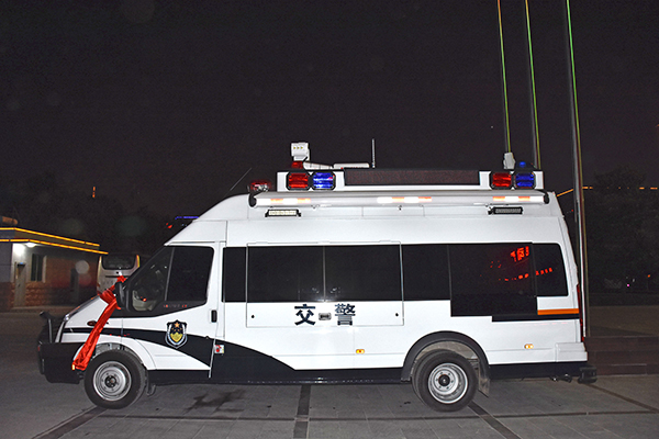 匯集先進科技 保障交通安全——廣州交管局21臺交警執(zhí)勤車首批發(fā)車(圖4)