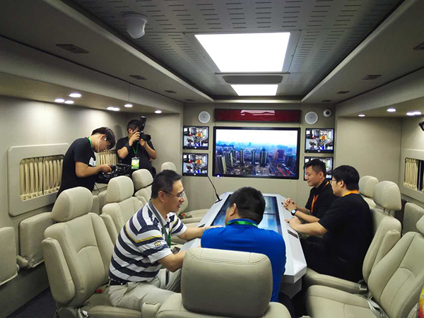 助國防 揚國威——森源鴻馬高精尖軍用特種車亮相國防信息化裝備展(圖8) 助國防 揚國威——森源鴻馬高精尖軍用特種車亮相國防信息化裝備展(圖8)