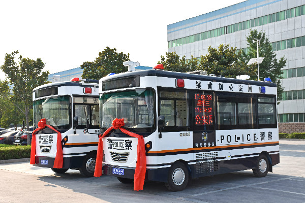 守護(hù)草原安寧 護(hù)航內(nèi)蒙古70周年大慶—內(nèi)蒙古鑲黃旗采購(gòu)警務(wù)室發(fā)車(圖2)