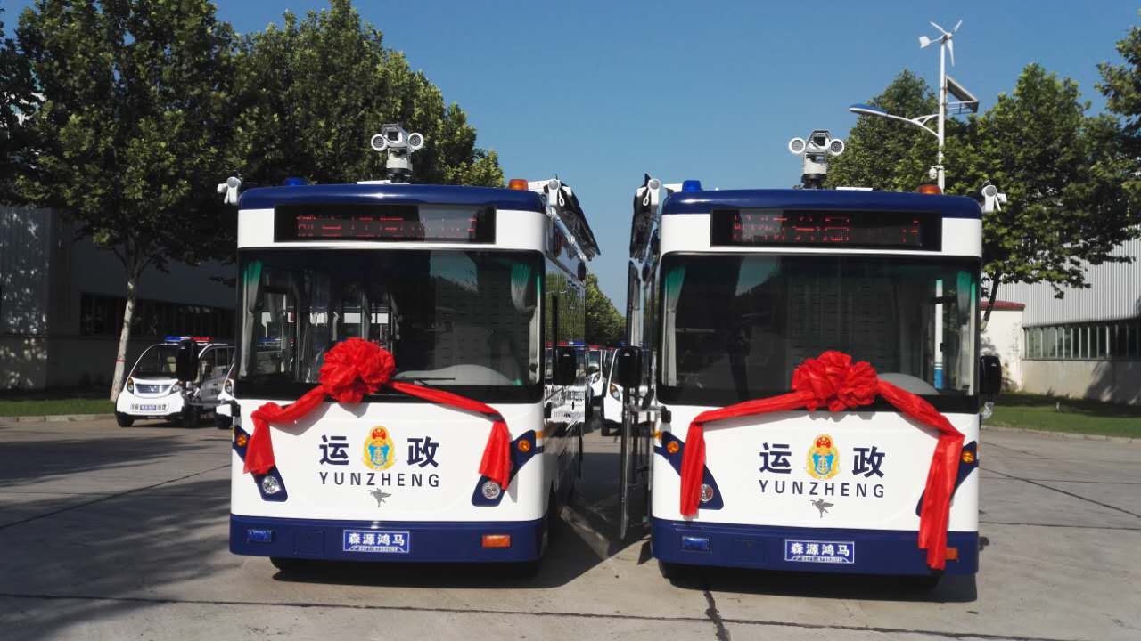 內蒙古鄂爾多斯運管局移動執(zhí)法車走向前沿   保障道路運輸安全(圖1)