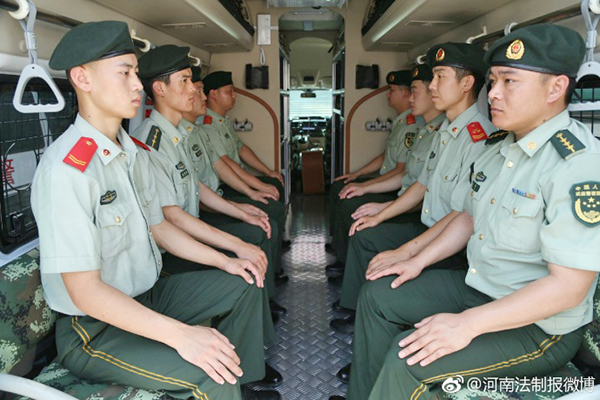 森源鴻馬防暴巡邏車列裝武警部隊(圖7) 森源鴻馬防暴巡邏車列裝武警部隊(圖7)