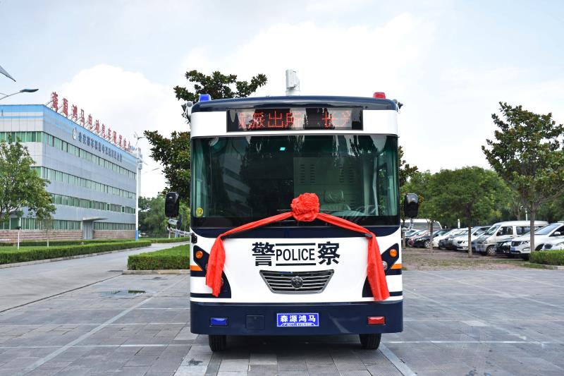 浙江長(zhǎng)興移動(dòng)警務(wù)室發(fā)車(圖1)