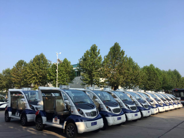海南三亞食藥局20臺電動警車巡邏車發(fā)車(圖2)