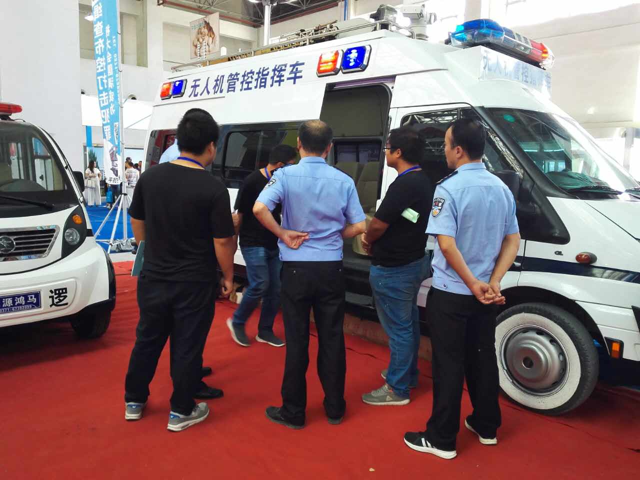 森源鴻馬攜3款警務車亮相2017新疆安防展(圖4) 森源鴻馬攜3款警務車亮相2017新疆安防展(圖4)