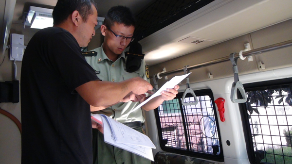 助力科技興軍? 武警河南總隊輕型防暴巡邏車第二批列裝 (圖6) 助力科技興軍? 武警河南總隊輕型防暴巡邏車第二批列裝 (圖6)
