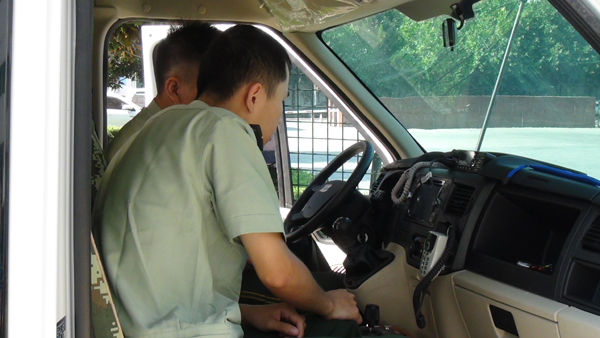 助力科技興軍? 武警河南總隊輕型防暴巡邏車第二批列裝 (圖13) 助力科技興軍? 武警河南總隊輕型防暴巡邏車第二批列裝 (圖13)