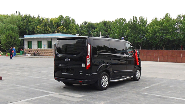 湖北武漢天河機(jī)場(chǎng)公安局移動(dòng)處警車(chē)發(fā)車(chē)(圖5)