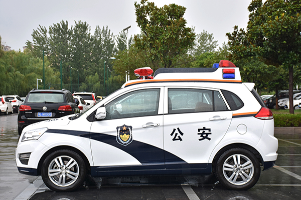 山東濟(jì)寧嘉祥通過公安部警采中心采購(gòu)SUV電動(dòng)巡邏車(圖4)