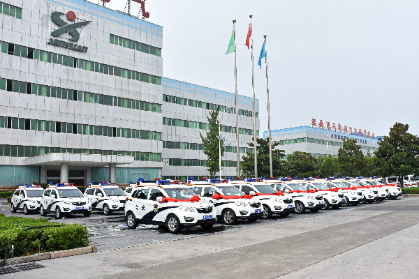 鹿邑縣公安局首批30臺SUV電動巡邏車發(fā)車(圖2)