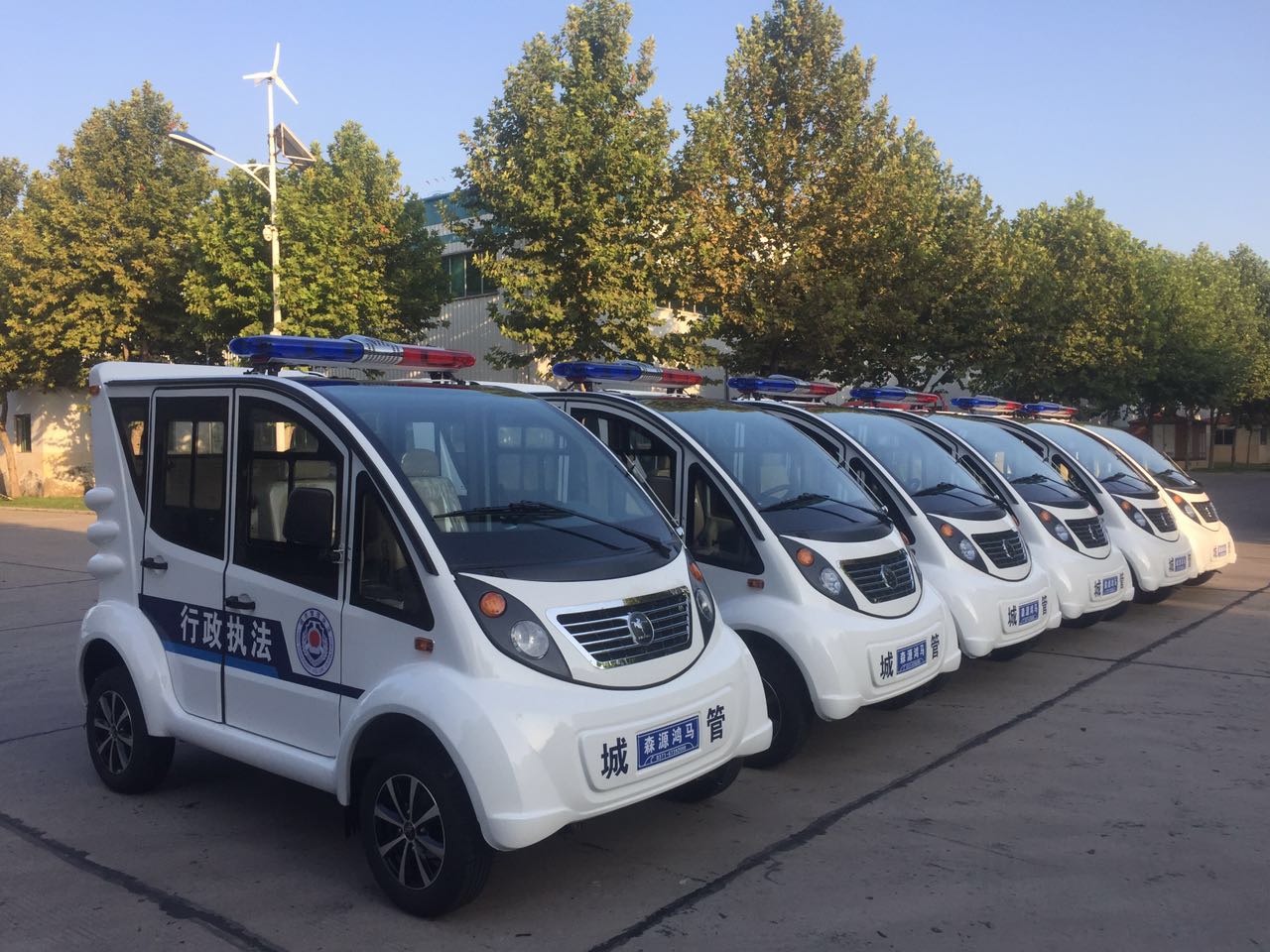 24小時(shí)平安在線  青海西寧電動(dòng)巡邏車發(fā)車(圖2)