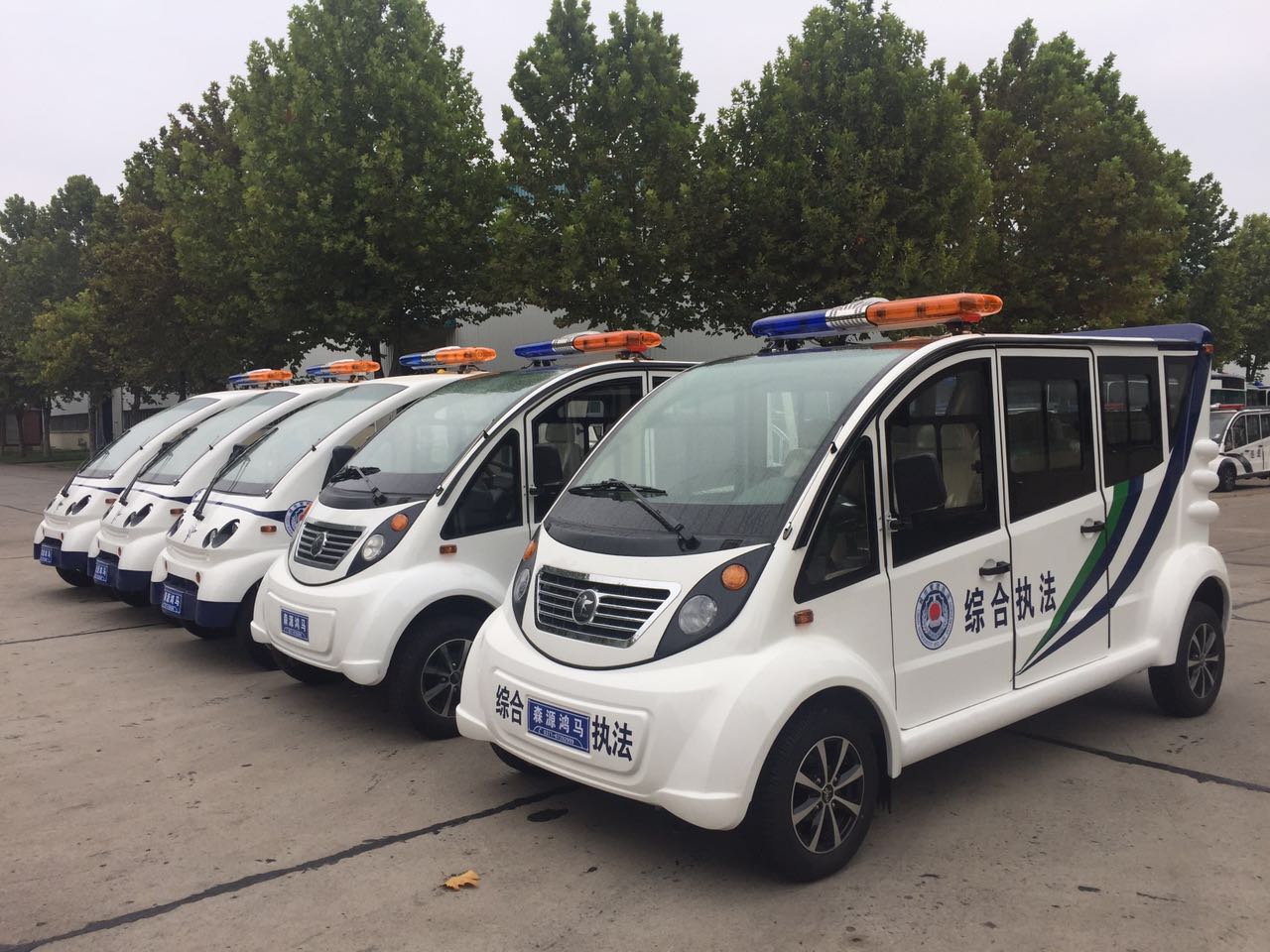 【共創(chuàng)和諧家園】 河南南陽電動巡邏車發(fā)車(圖1)