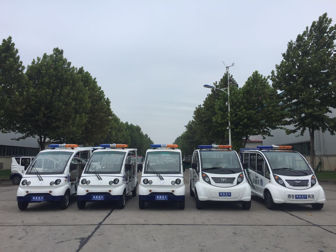 【共創(chuàng)和諧家園】 河南南陽電動巡邏車發(fā)車(圖2)