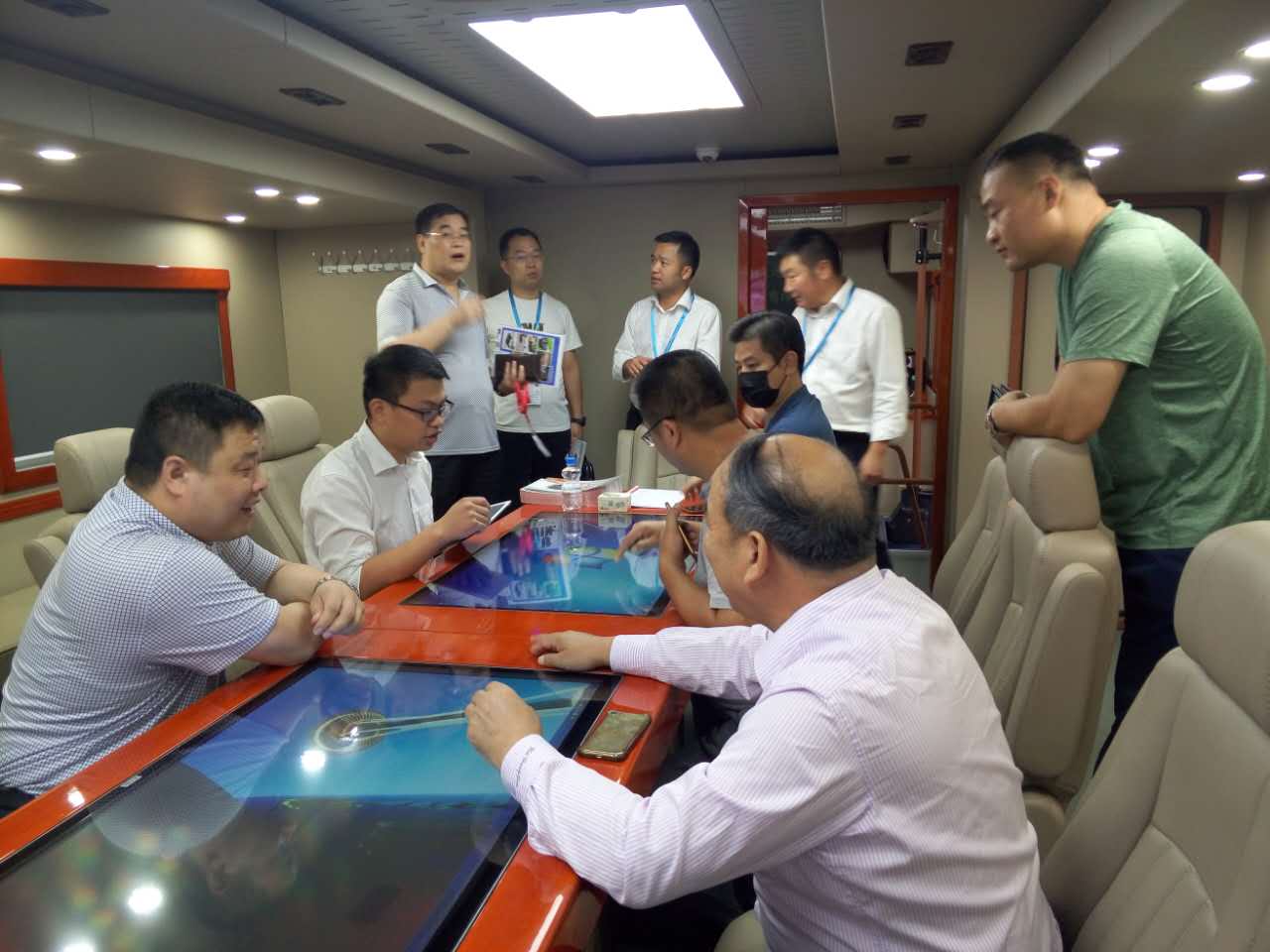 新聞連載三:展會(huì)聚焦?森源鴻馬展出消防應(yīng)急通信指揮平臺(tái) (圖3) 新聞連載三:展會(huì)聚焦?森源鴻馬展出消防應(yīng)急通信指揮平臺(tái) (圖3)
