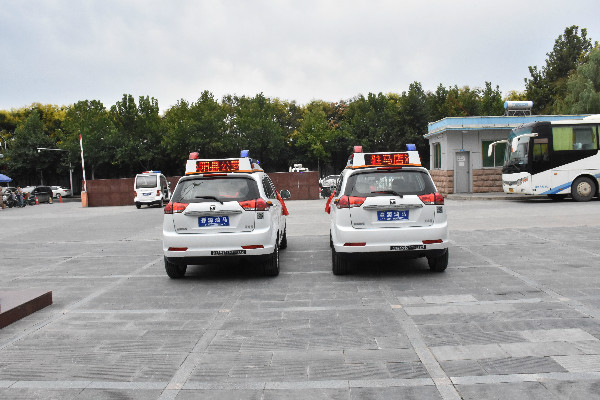 駐馬店泌陽(yáng)縣電動(dòng)巡邏車發(fā)車(圖6)