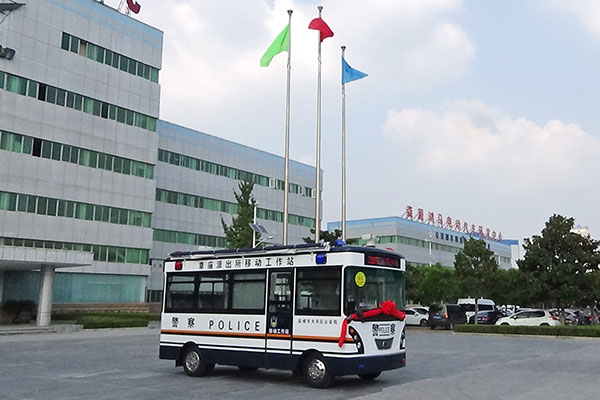 江蘇鹽城移動警務室發(fā)車(圖2)