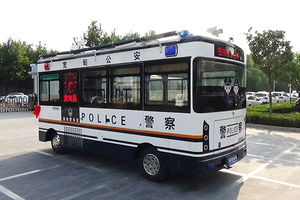 遼寧寬甸縣移動警務(wù)室發(fā)車(圖5)