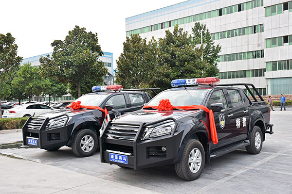 南陽南召縣武裝巡邏車發(fā)車(圖2)