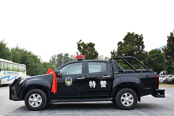 南陽南召縣武裝巡邏車發(fā)車(圖4)