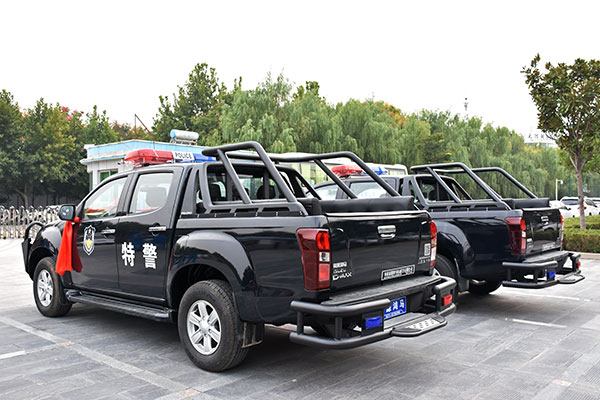 南陽南召縣武裝巡邏車發(fā)車(圖5)