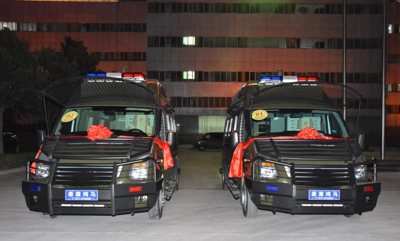 新疆哈密市第二批輕裝甲實(shí)戰(zhàn)運(yùn)兵車列裝上崗(圖3)