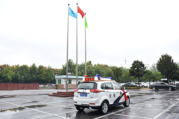 鄭州市采購(gòu)SUV電動(dòng)巡邏車(圖7)
