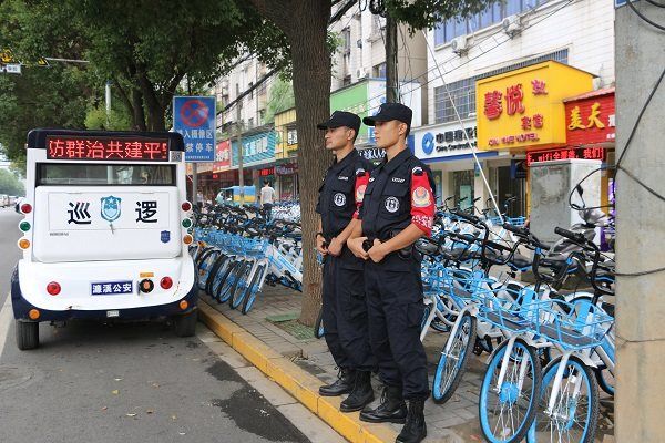 國慶出游全國美景各不相同，但您身邊始終有這樣一道“風(fēng)警線”......(圖3)