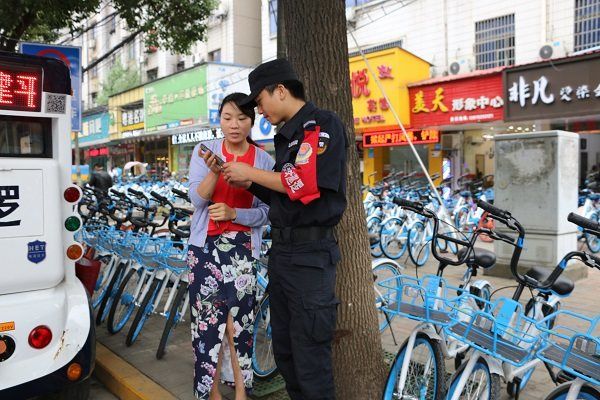 國慶出游全國美景各不相同，但您身邊始終有這樣一道“風(fēng)警線”......(圖6)
