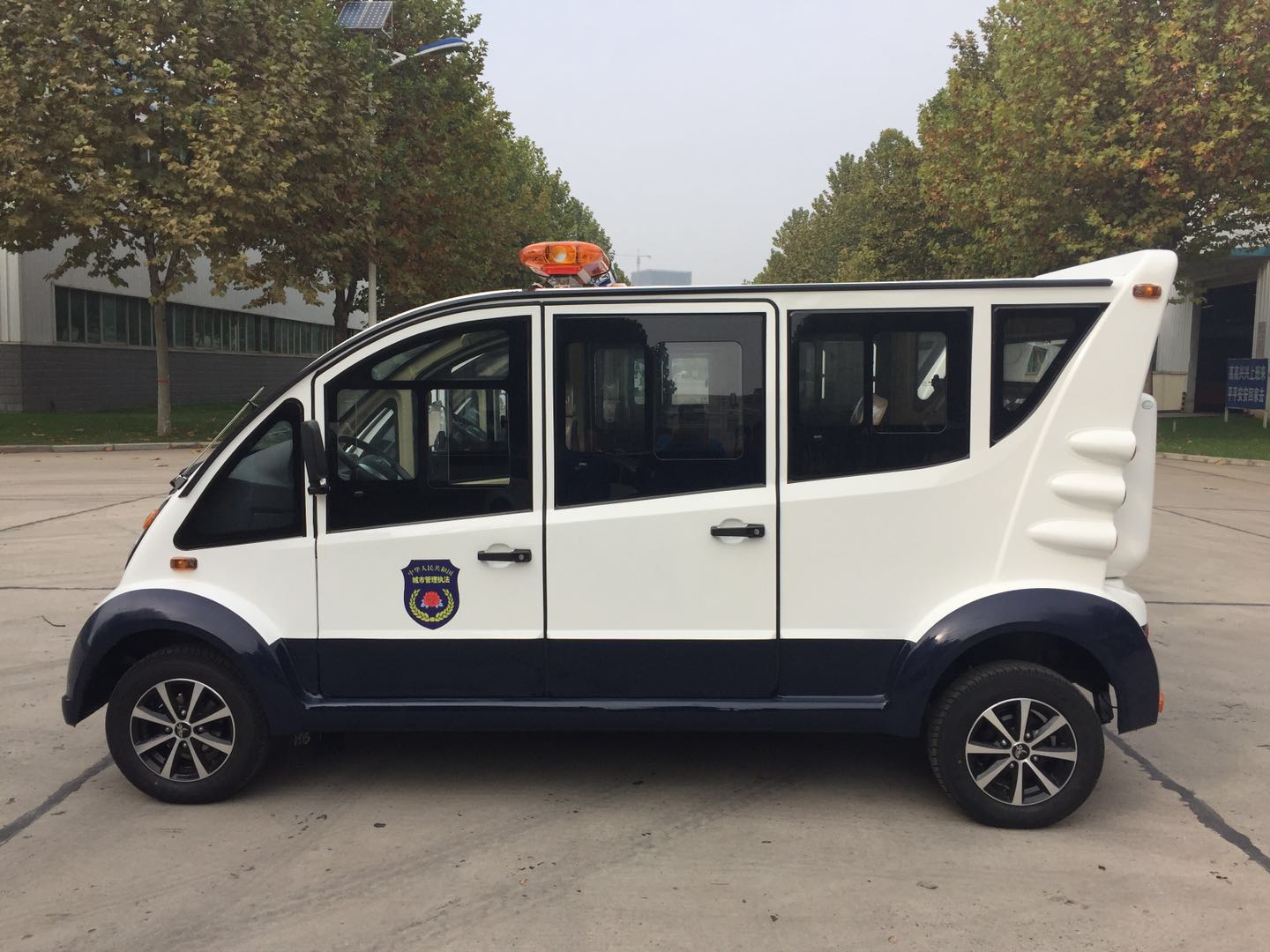 江西興國縣采購電動(dòng)巡邏車(圖3)