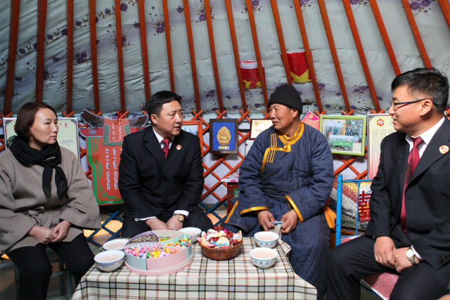 十九大剛剛閉幕，直通車匆匆去哪兒(圖1)