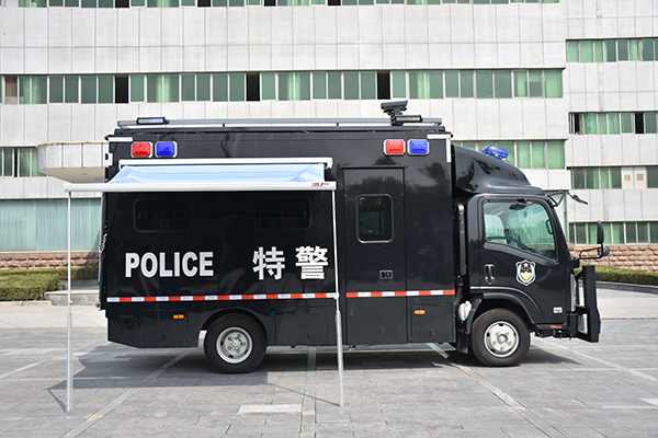 裝備快訊?森源鴻馬重磅推出治安卡口拒馬裝備車(圖7) 裝備快訊?森源鴻馬重磅推出治安卡口拒馬裝備車(圖7)