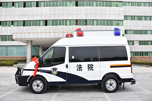 加強(qiáng)法院權(quán)威 震懾違法犯罪||河北保定人民法院采購(gòu)執(zhí)法車(圖3)