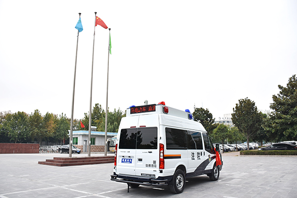 加強(qiáng)法院權(quán)威 震懾違法犯罪||河北保定人民法院采購(gòu)執(zhí)法車(圖5)