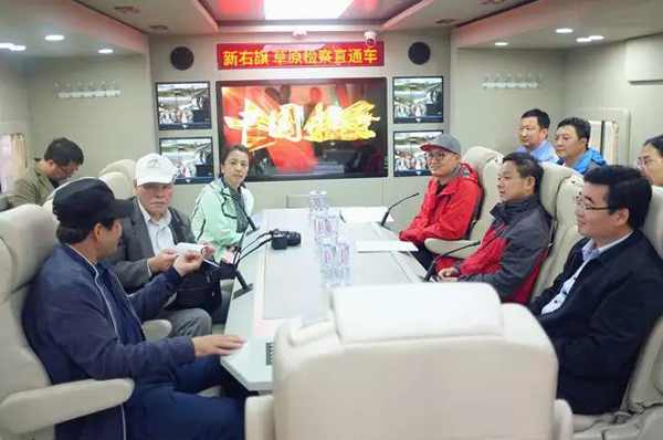 檢察院與自媒體“敖包”相會(huì) 呼倫貝爾檢察會(huì)玩！(圖2)