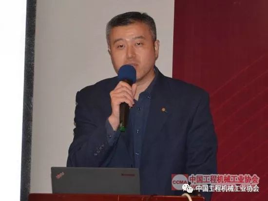 中國工程機械工業(yè)協(xié)會觀光車分會2017年年會順利召開(圖2) 中國工程機械工業(yè)協(xié)會觀光車分會2017年年會順利召開(圖2)