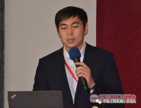 中國工程機械工業(yè)協(xié)會觀光車分會2017年年會順利召開(圖9) 中國工程機械工業(yè)協(xié)會觀光車分會2017年年會順利召開(圖9)