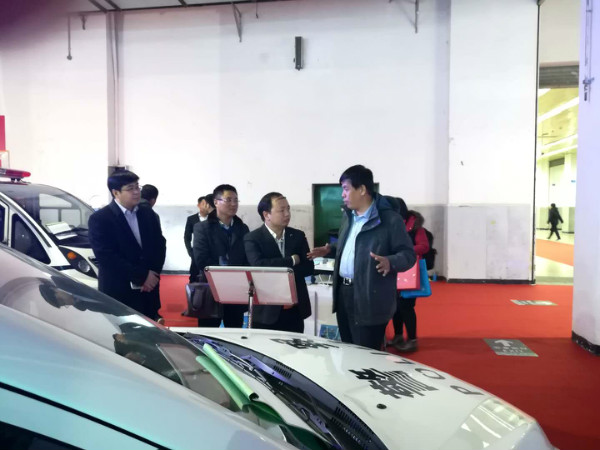 森源鴻馬智能裝備亮相全國政法信息技術(shù)裝備展(圖11) 森源鴻馬智能裝備亮相全國政法信息技術(shù)裝備展(圖11)