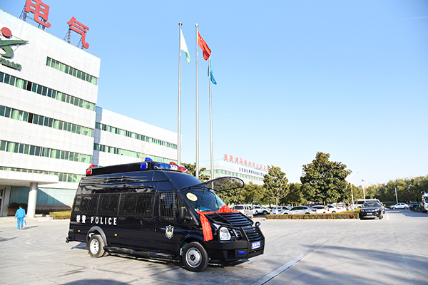 焦作孟州市采購防暴運(yùn)兵車(圖2)