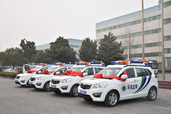 蘭考縣環(huán)保局采購SUV電動(dòng)執(zhí)法車(圖2) 蘭考縣環(huán)保局采購SUV電動(dòng)執(zhí)法車(圖2)
