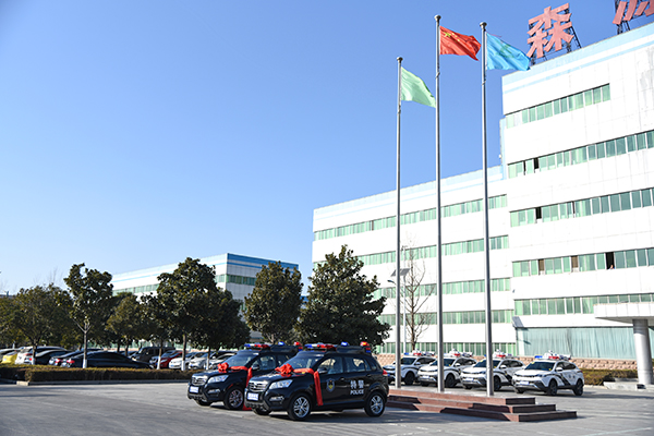四川江安縣SUV電動(dòng)巡邏車(chē)發(fā)車(chē)(圖3)