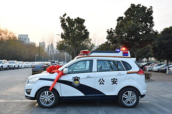 湖南麻陽縣苗族自治縣采購SUV電動(dòng)巡邏車(圖3)